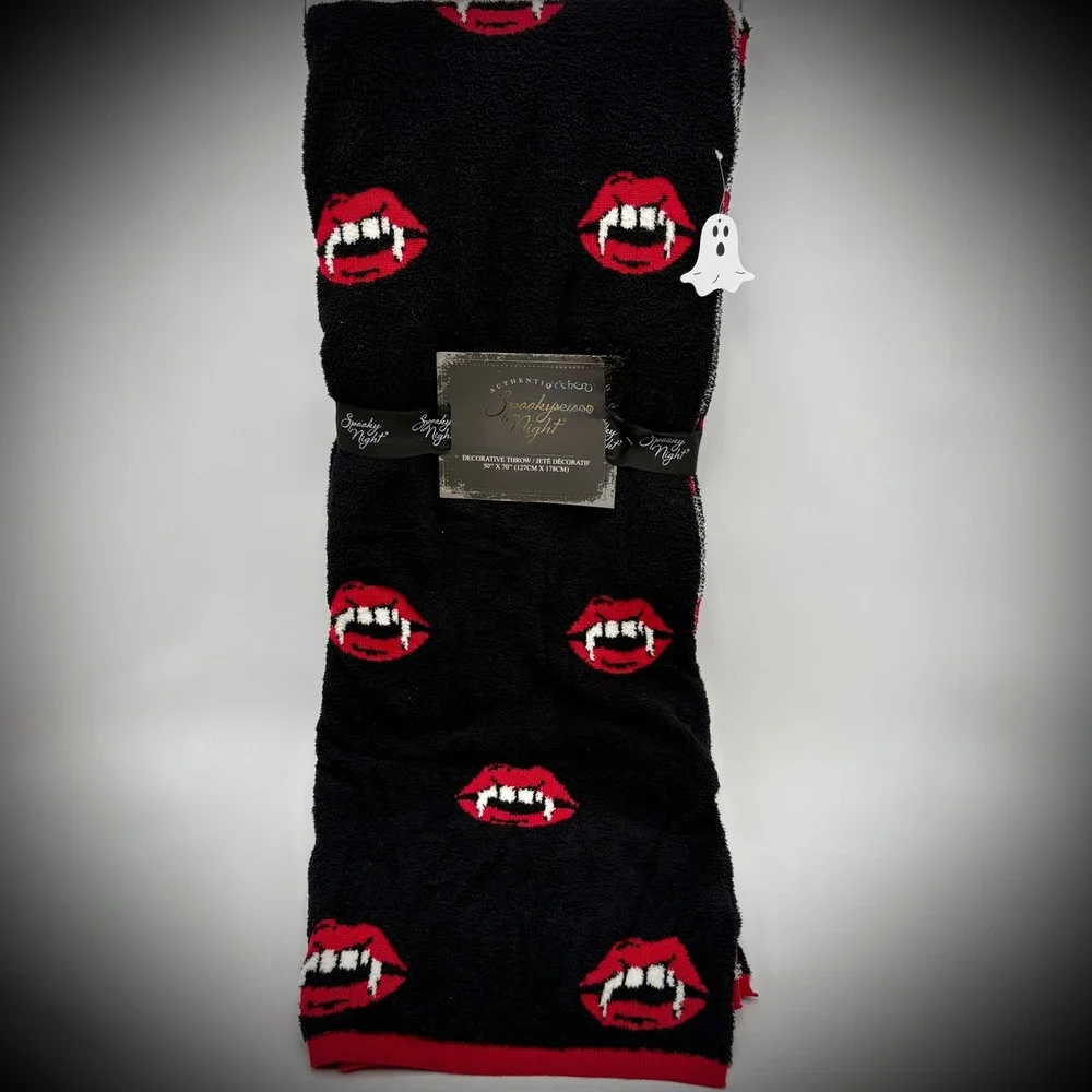 Spooky‎ Night Vampire Lips FANGS Throw Blanket HALLOWEEN Decor 50